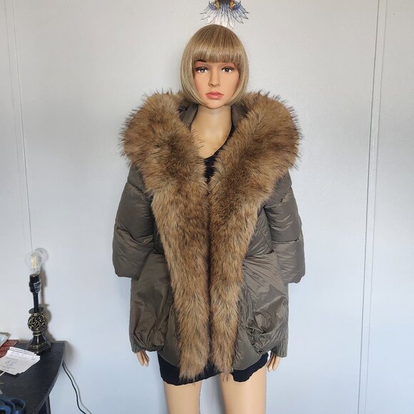 #622 Polyester puffer coat - Picture 1 of 4
